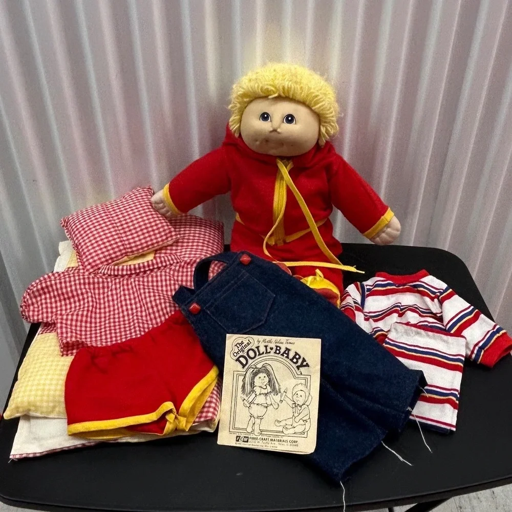 Vintage 1984 Martha Nelson Thomas‎ Original Doll Baby Blonde Blue Eyes Clothes